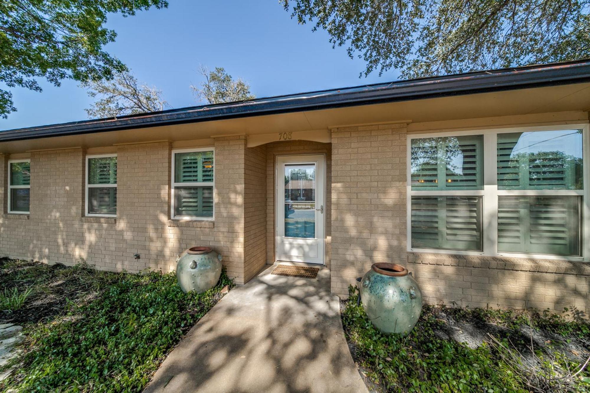 Charming Pet Friendly 4 Bdrm Home Mins To Main St And Wineries Fredericksburg Luaran gambar